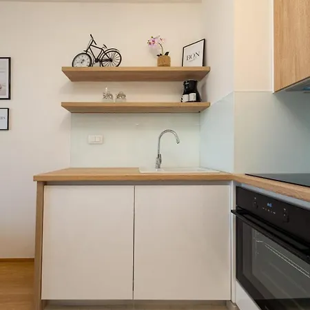 Lovely Apartment Zadar Exterior photo